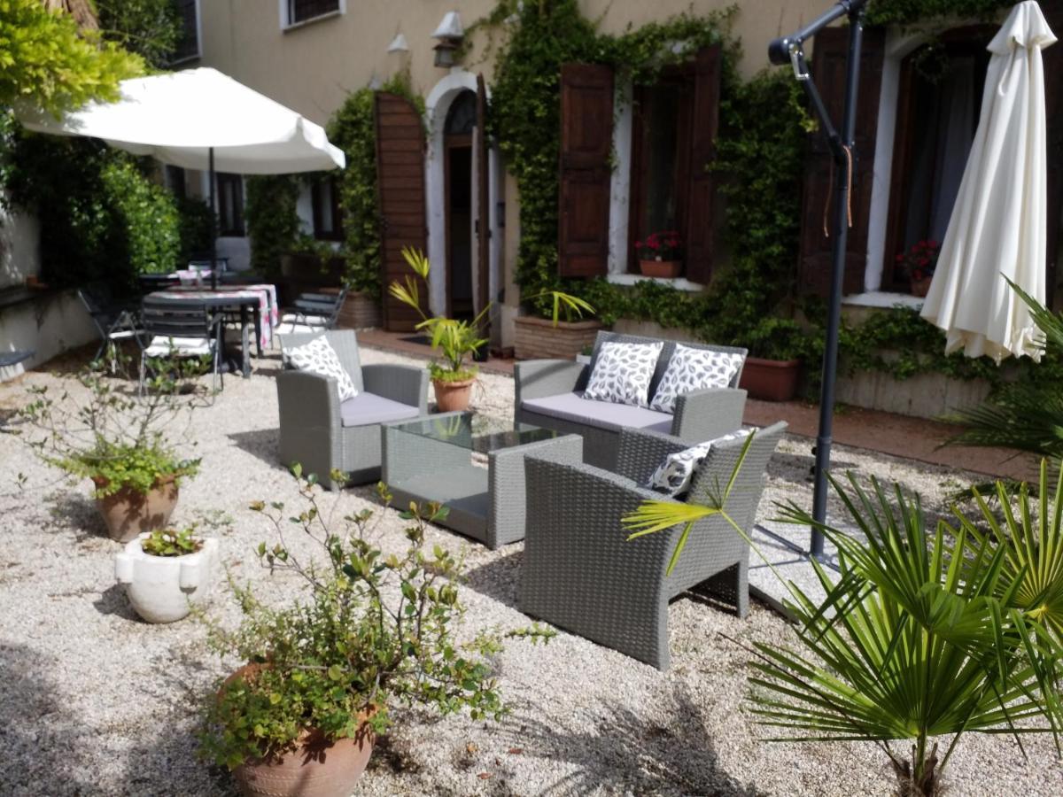 Residenza La Dimora Imperfetta Hotel Salionze Luaran gambar
